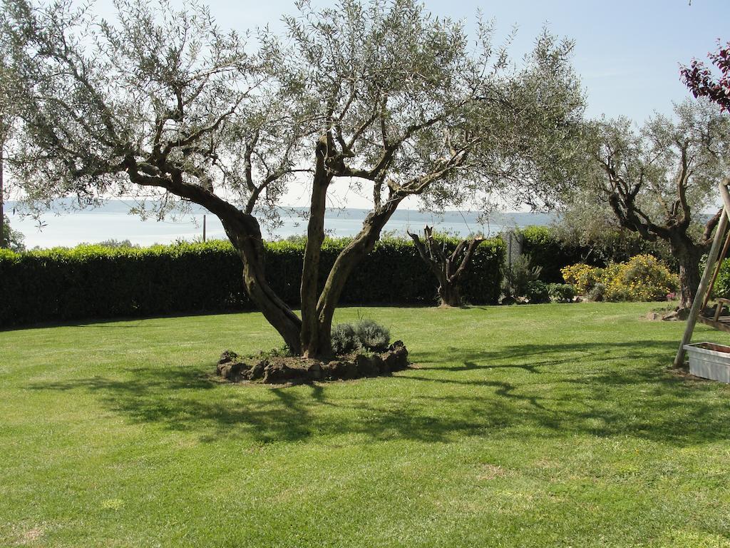 Il Poggio Degli Ulivi Appartement Trevignano Romano Kamer foto